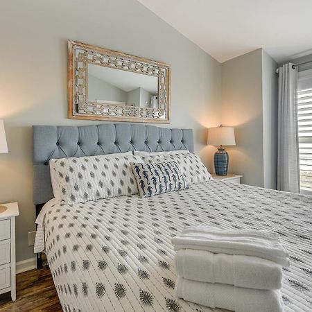 Sunny Seaside Condo With View - Walk To Beach Myrtle Beach Exteriör bild