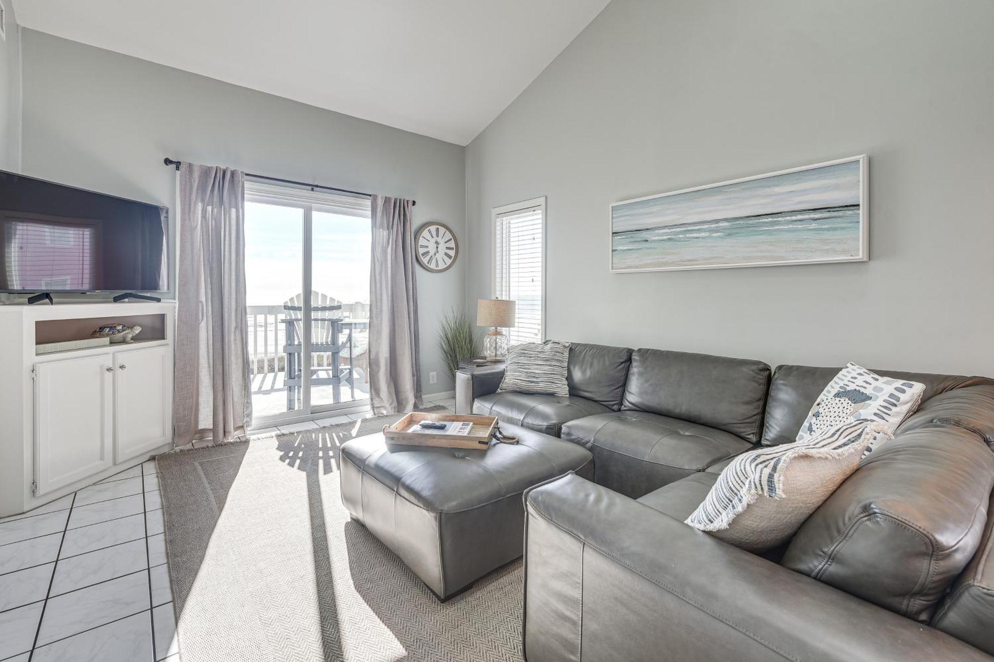 Sunny Seaside Condo With View - Walk To Beach Myrtle Beach Exteriör bild