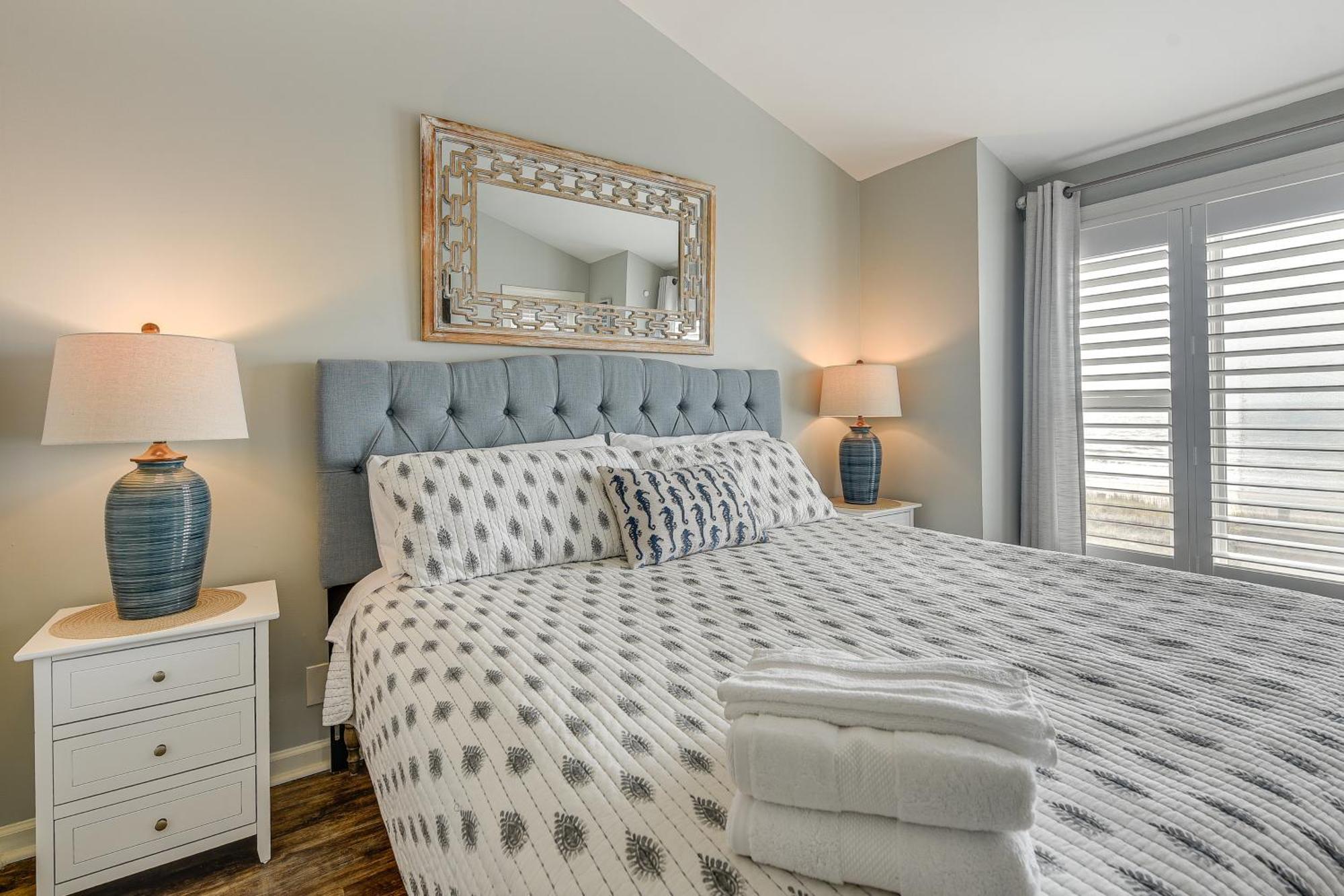 Sunny Seaside Condo With View - Walk To Beach Myrtle Beach Exteriör bild