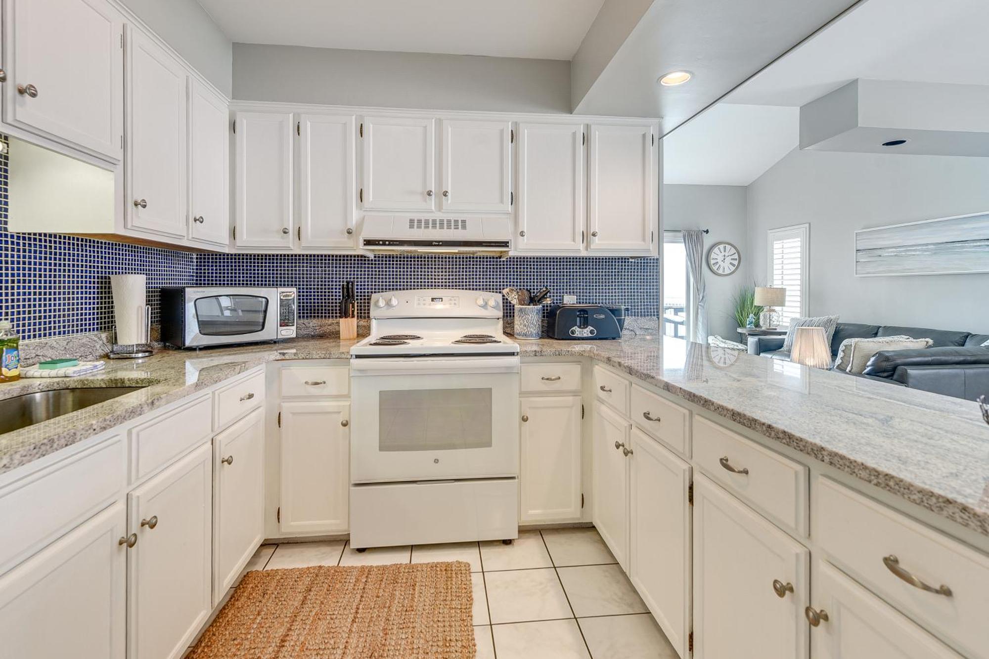 Sunny Seaside Condo With View - Walk To Beach Myrtle Beach Exteriör bild