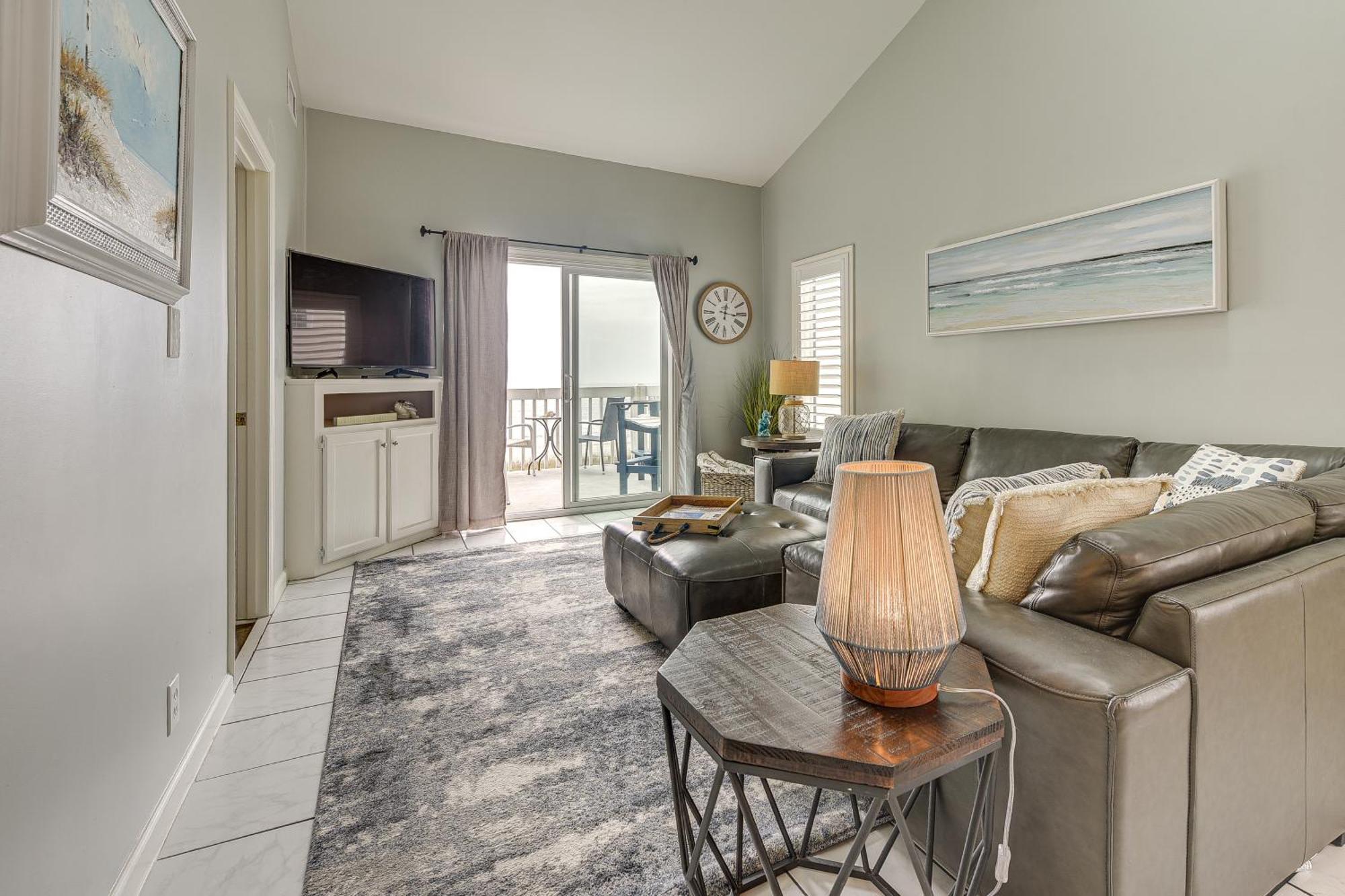 Sunny Seaside Condo With View - Walk To Beach Myrtle Beach Exteriör bild