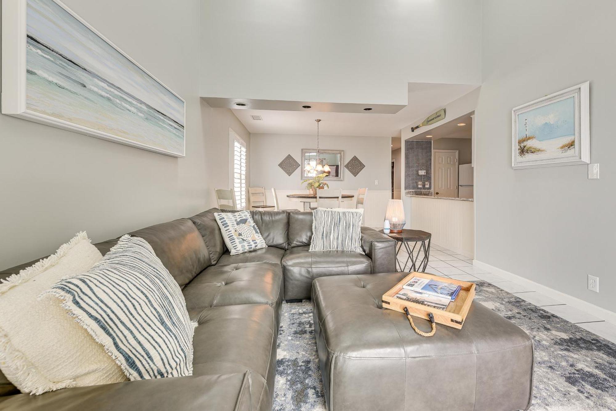 Sunny Seaside Condo With View - Walk To Beach Myrtle Beach Exteriör bild